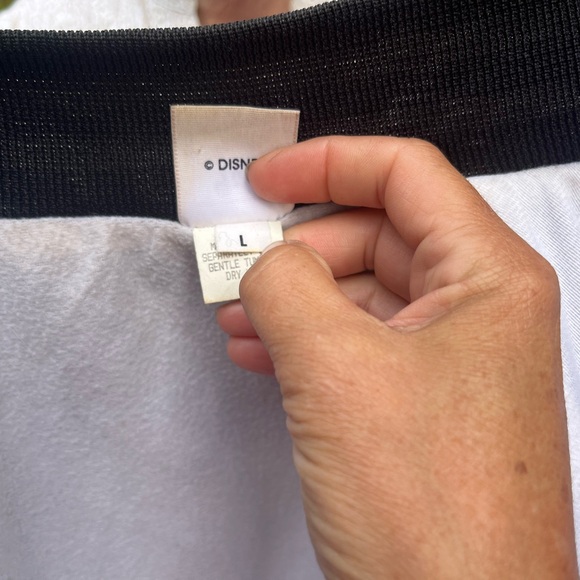 Disney 20 year anniversary jacket - Picture 7 of 7